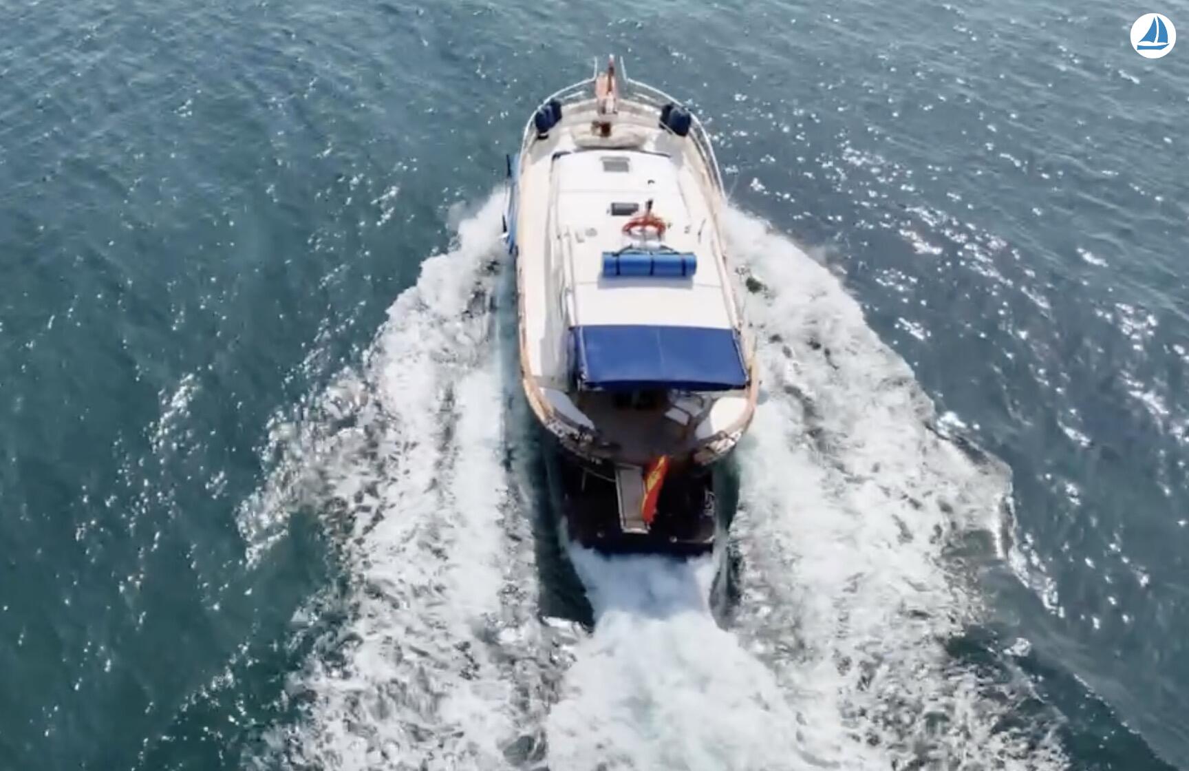 foto Patron Profesional de embarcaron de recreo 2