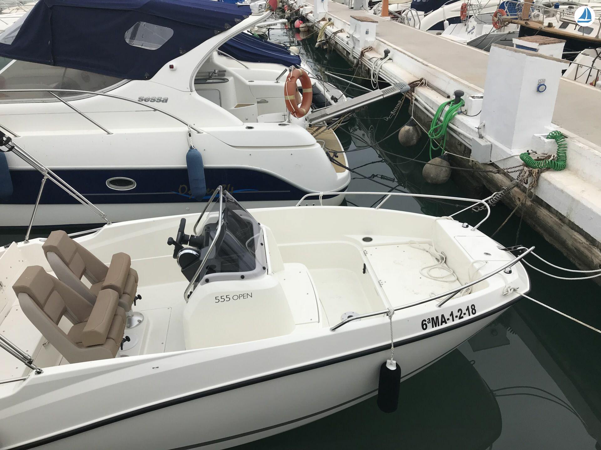 foto Quicksilver 555 7