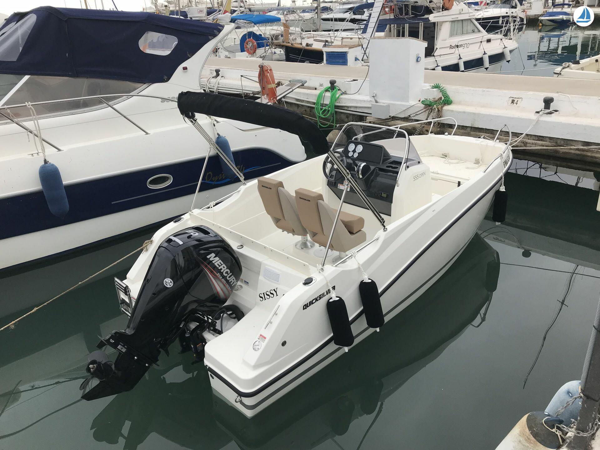 foto Quicksilver 555 8