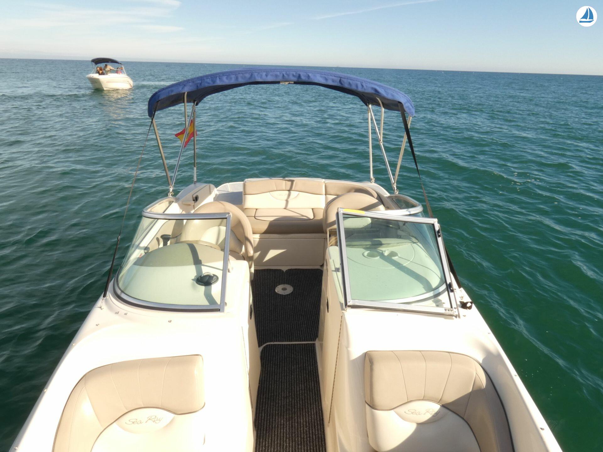 foto Sea Ray 220 select 11