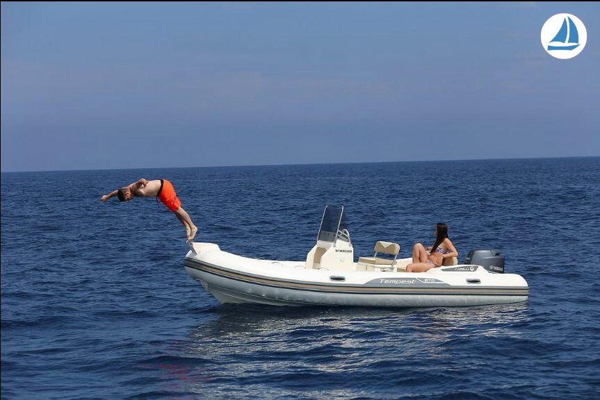 foto Capelli Tempest 570 2