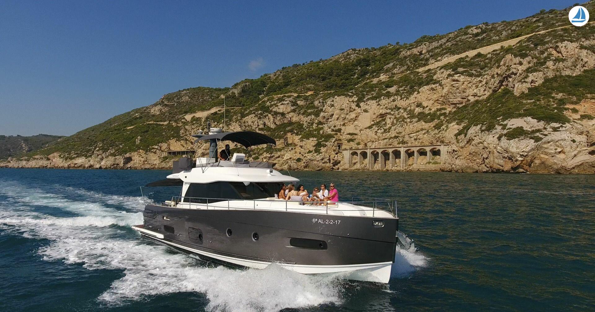 foto Azimut Magellano 53 1