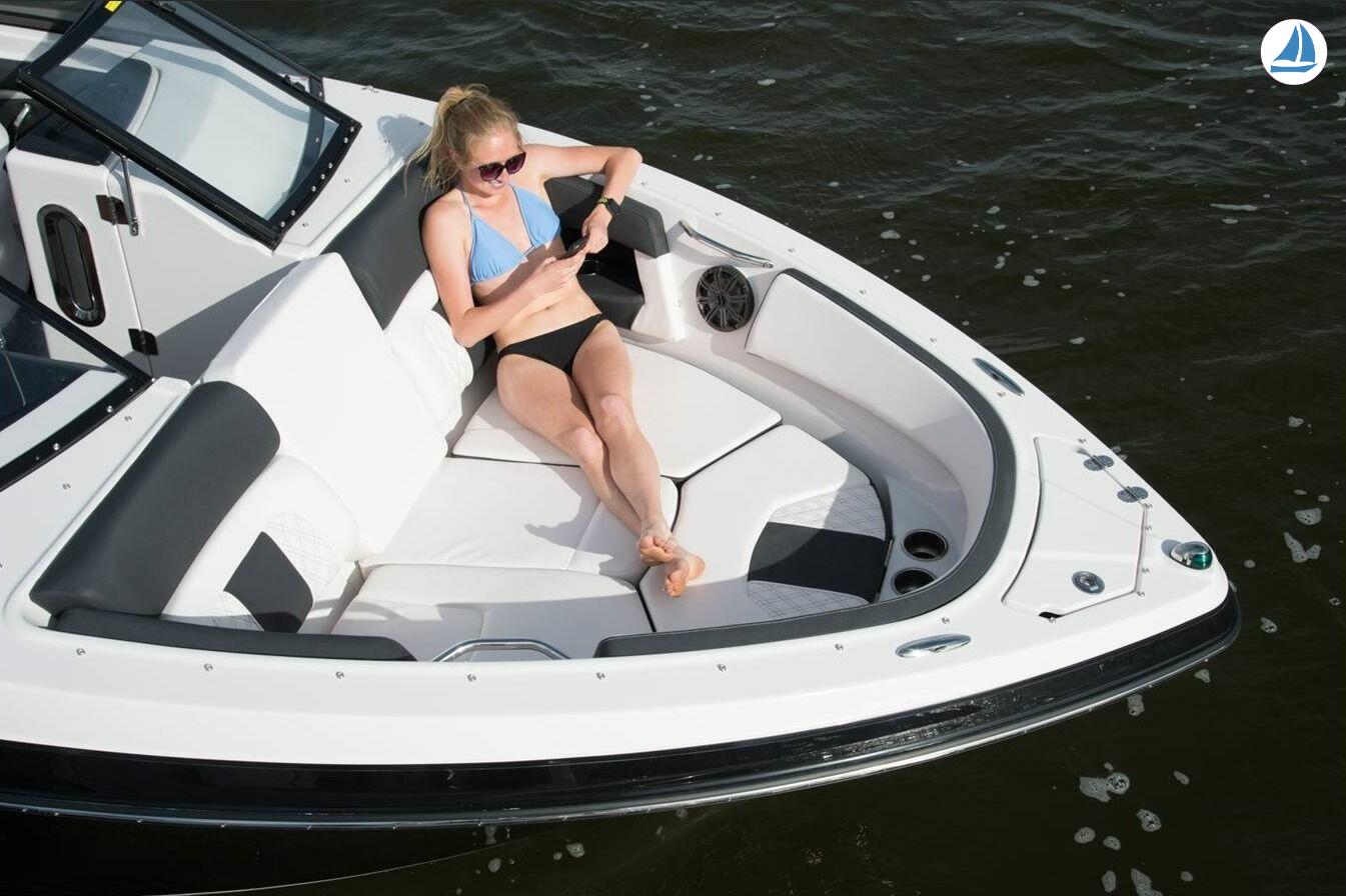 foto Glastron 240 GT 3