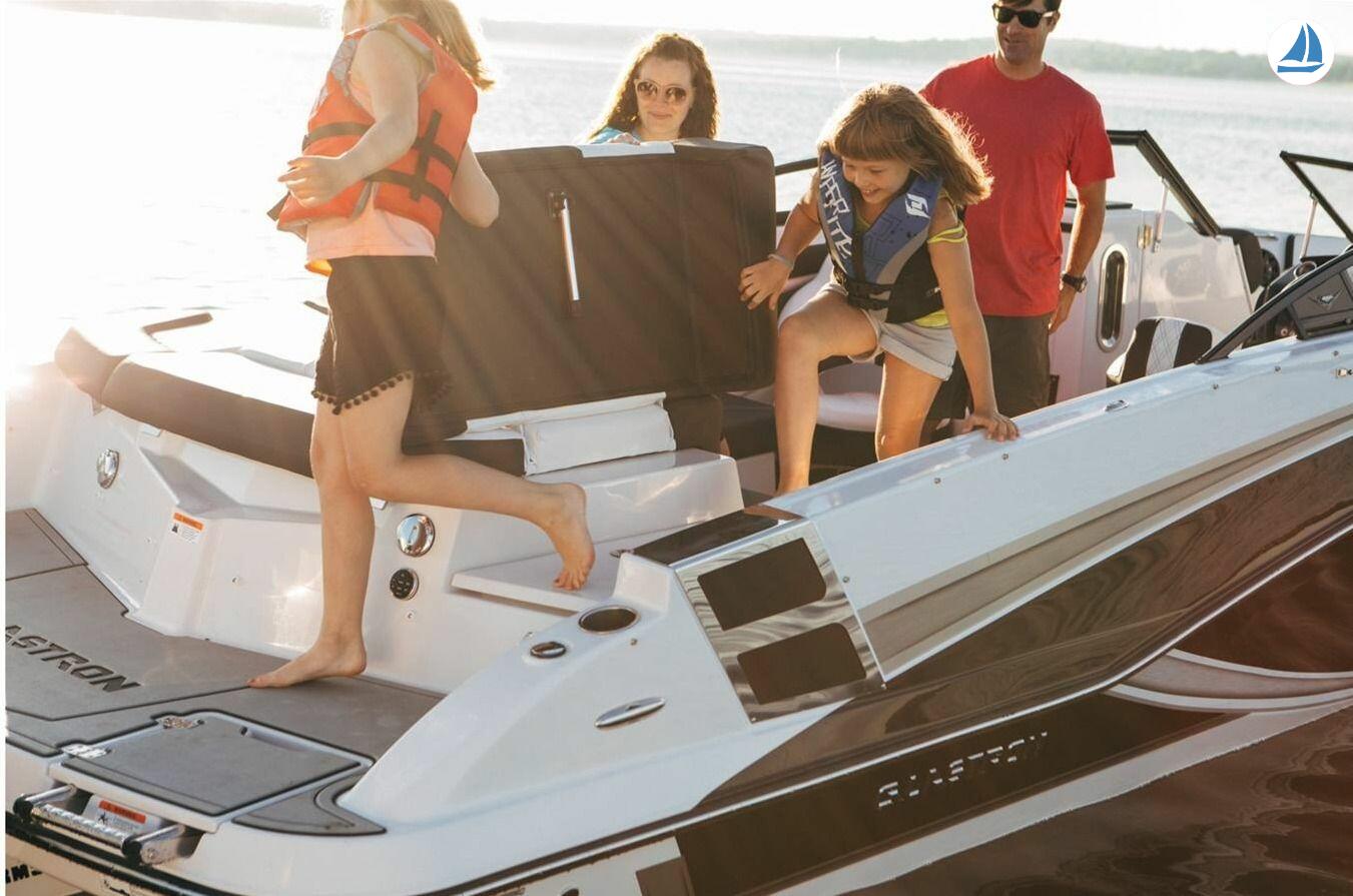 foto Glastron 240 GT 4