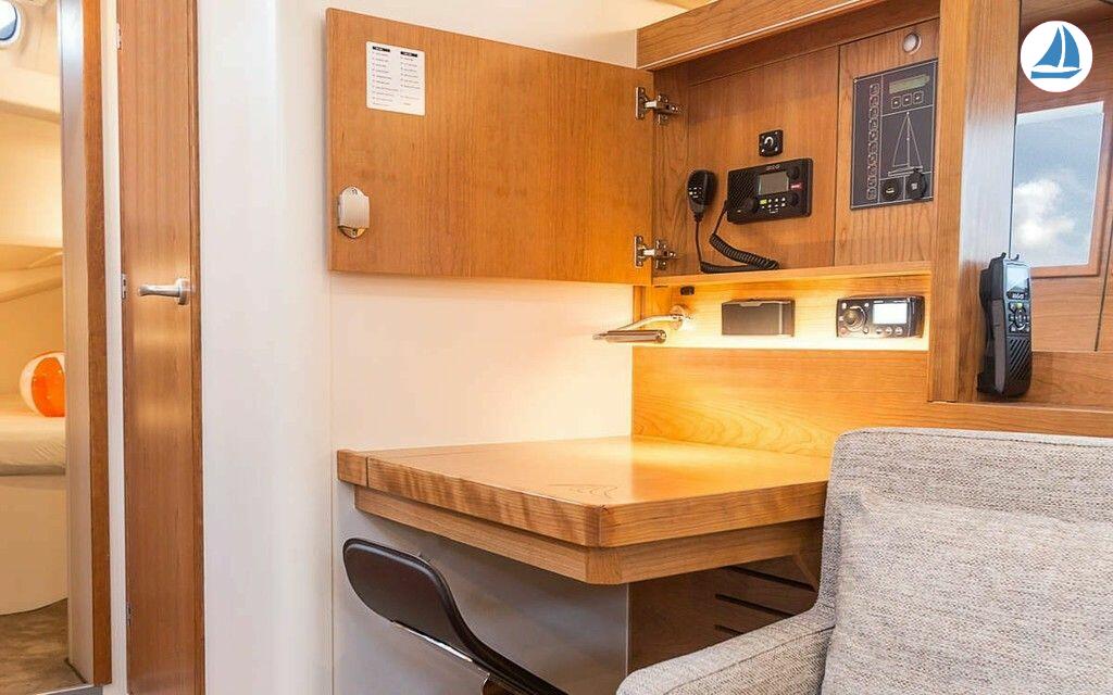 foto Hanse 455 THREE AL 12