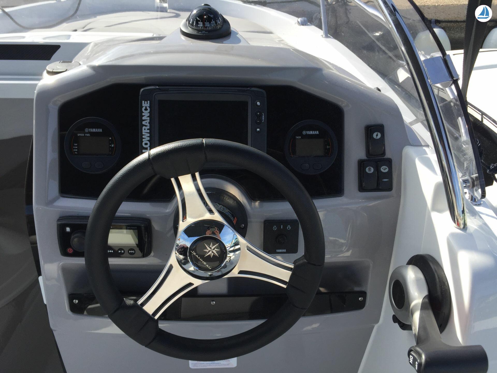 foto Jeanneau CAP CAMARAT 5.5 WA 9