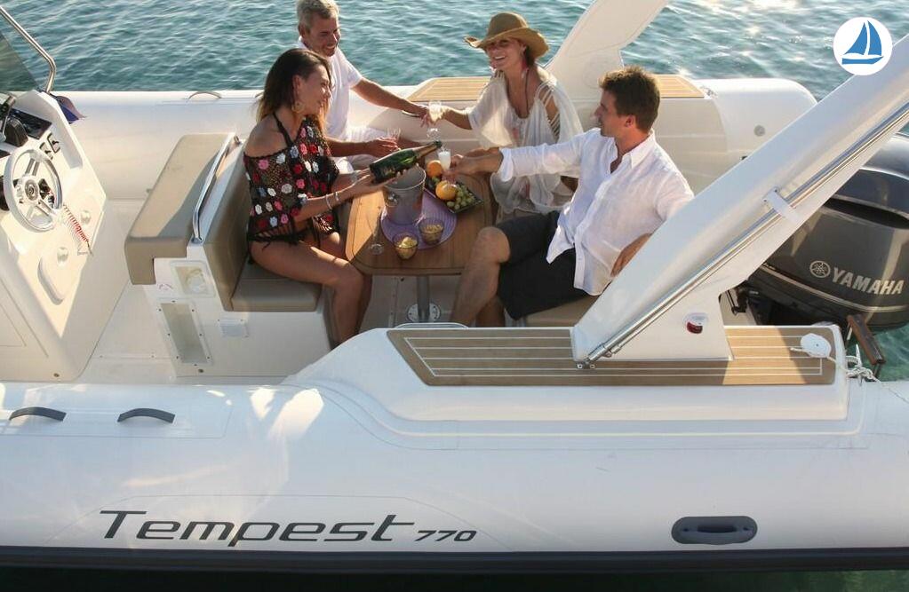 foto Capelli TEMPEST 770 4