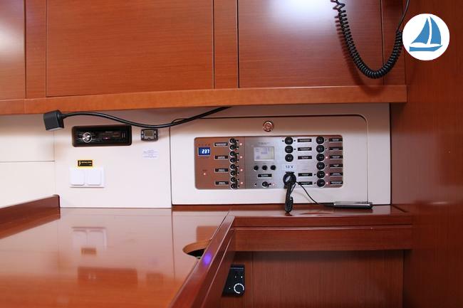 foto Beneteau OCEANIS 50 9