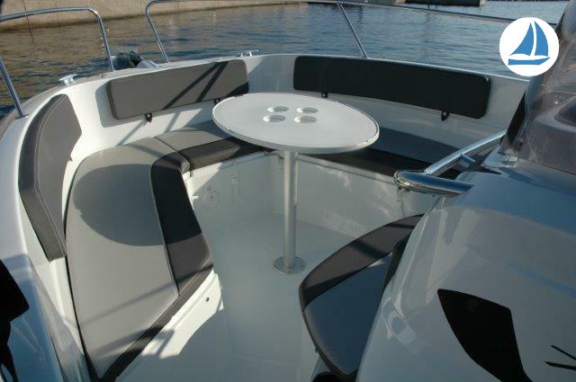 foto Jeanneau Cap Camarat 7.5CC 2018 6