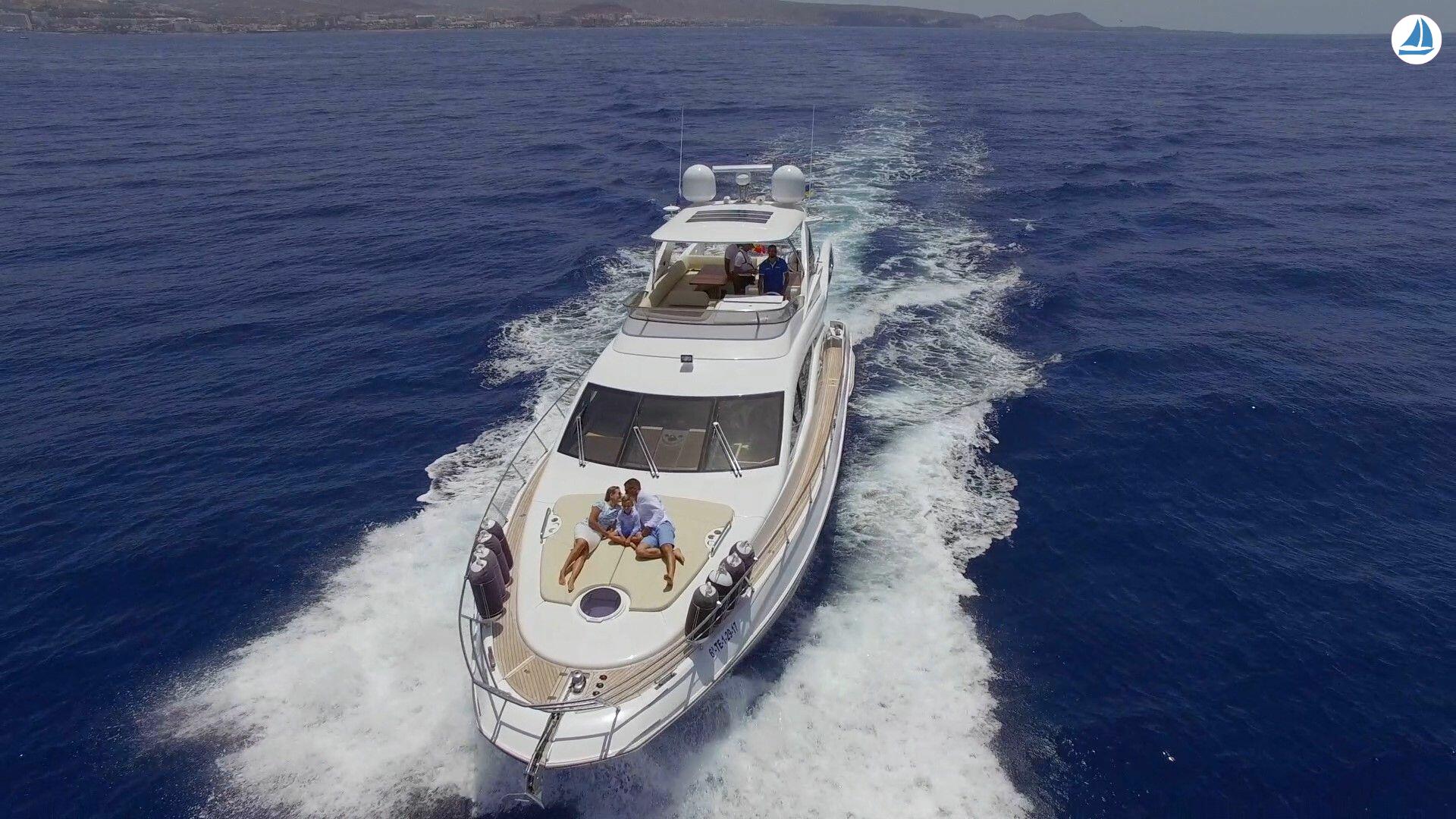 foto Azimut 60 2