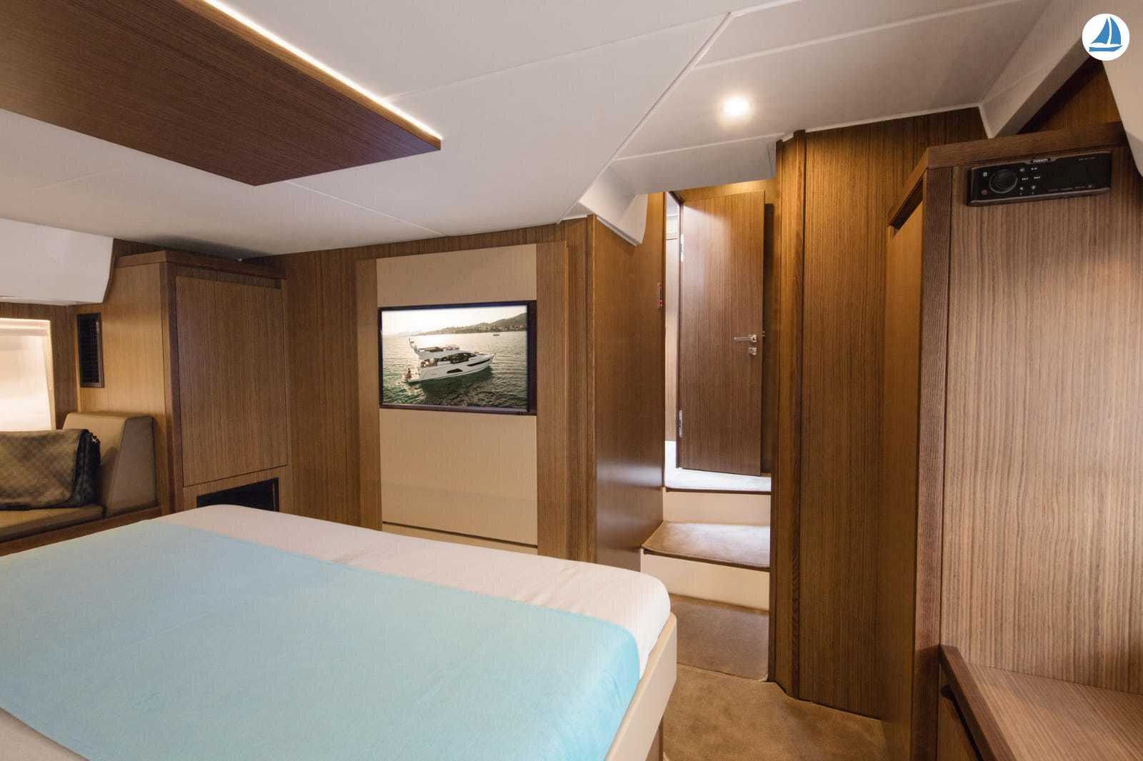 foto Sealine F530 10