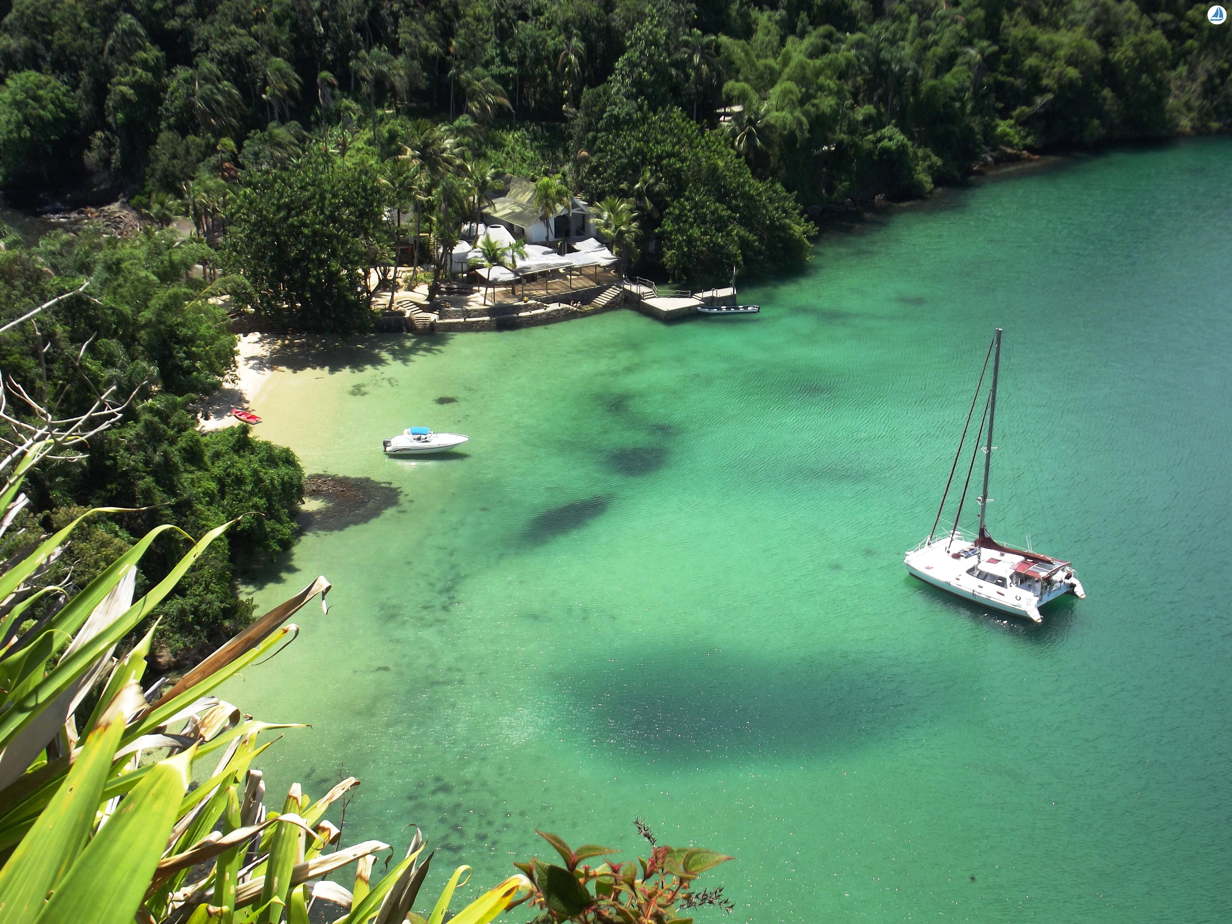 foto Catamarán El Arca 43' - Angra dos Reis 1
