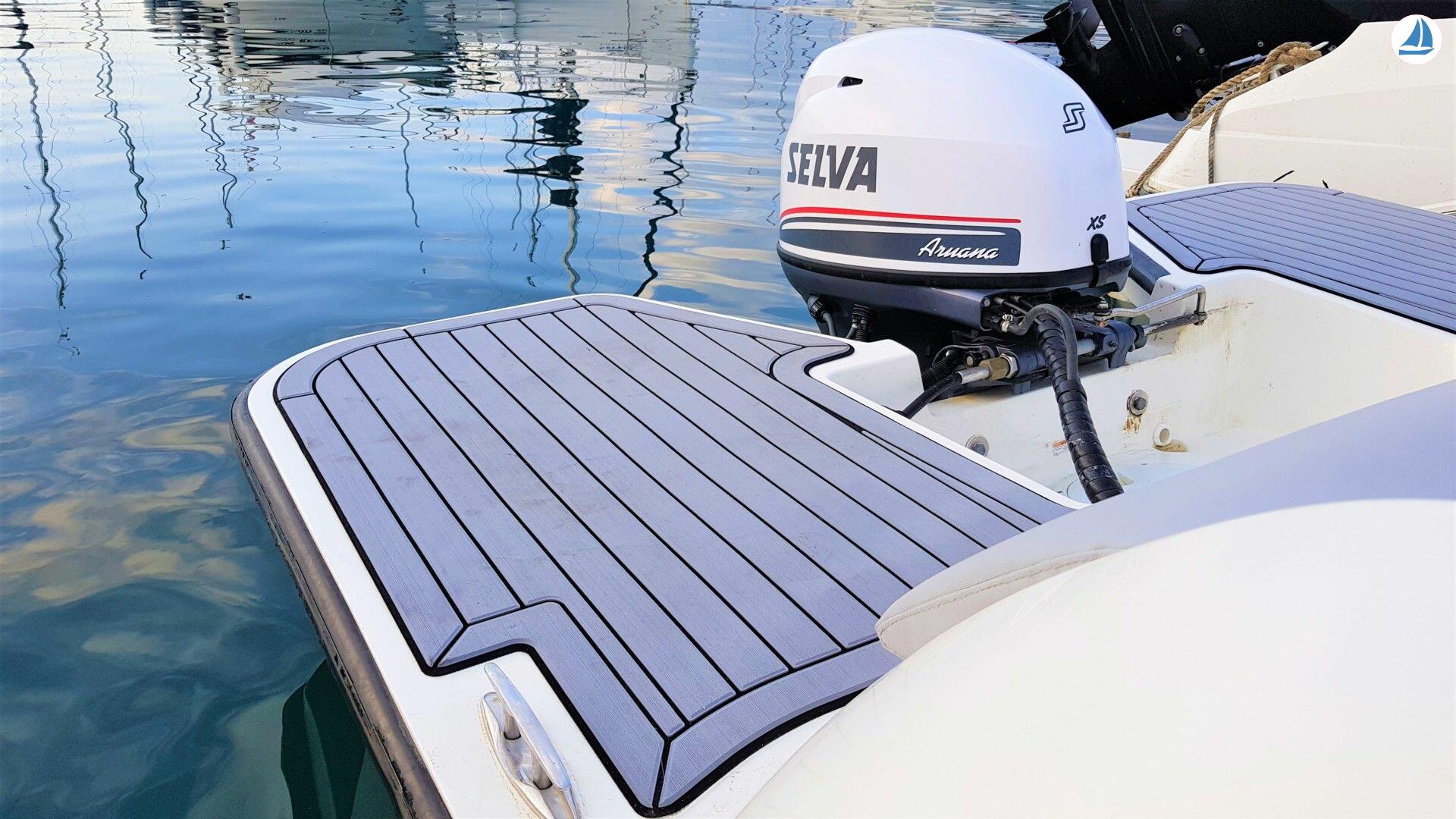 foto V2 Boats 5.0 Sport - Begúr 4