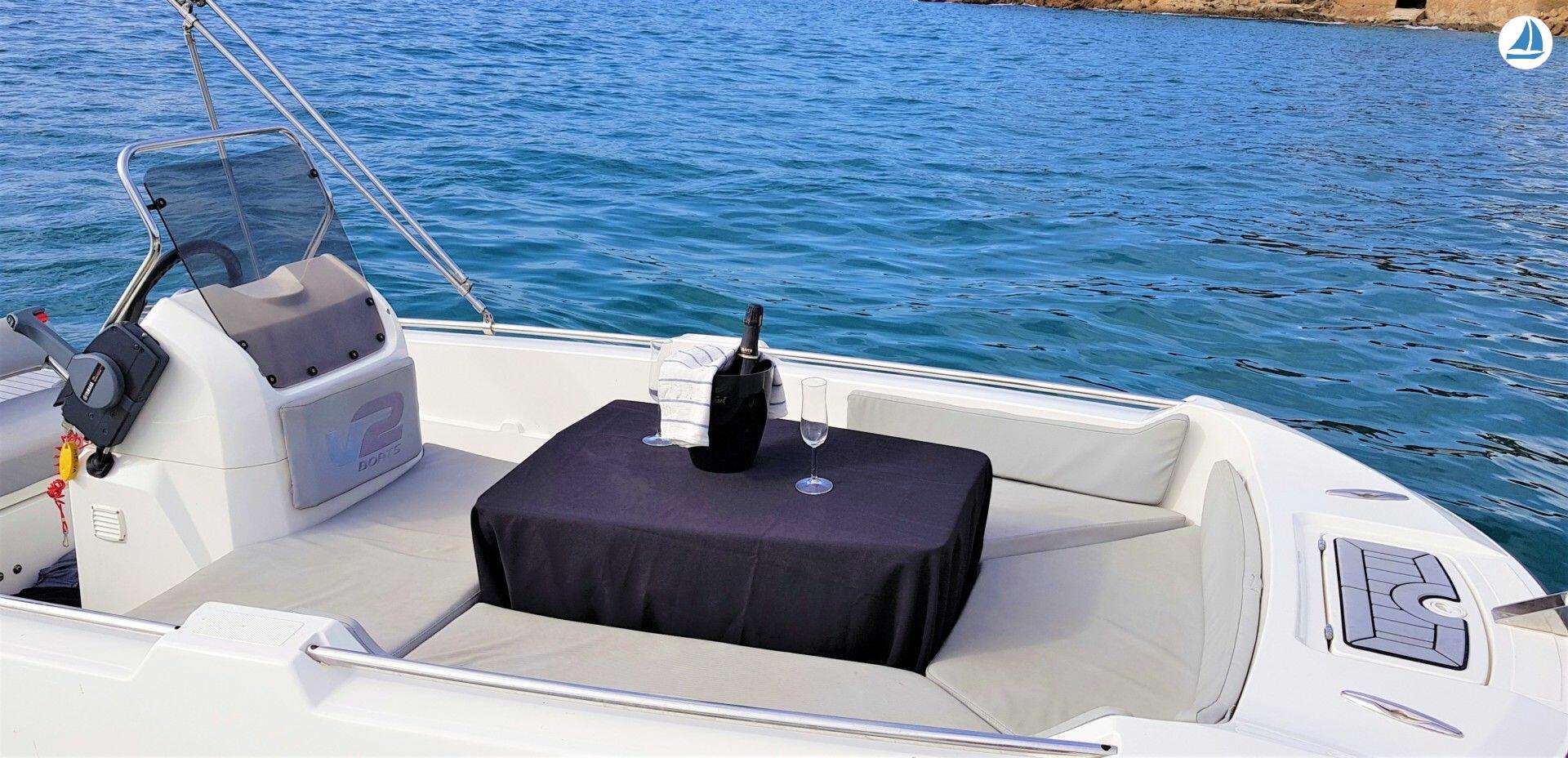 foto V2 Boats 5.0 Sport - Begúr 6
