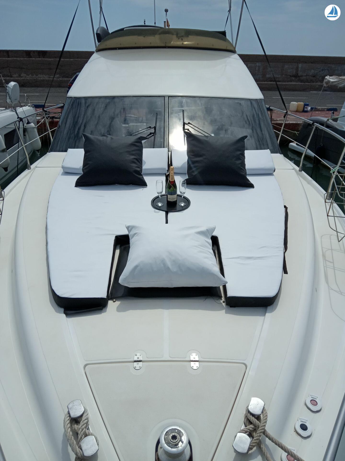 foto Azimut 40 10