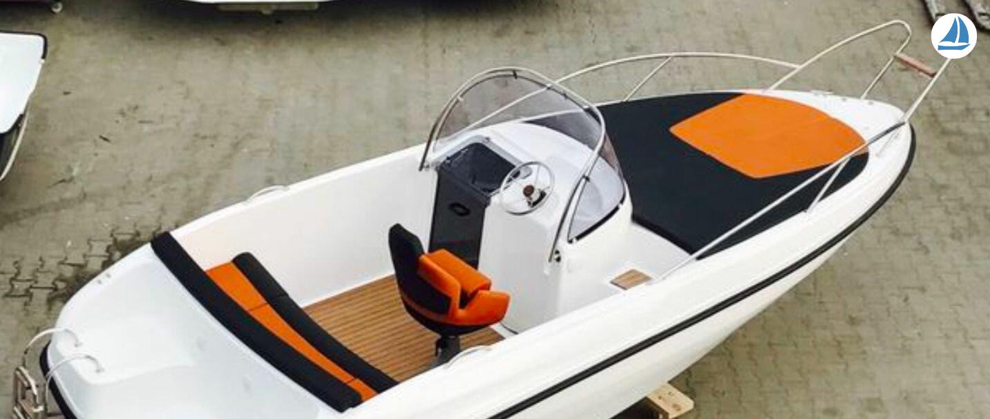 foto Marion 560 Cabin 1