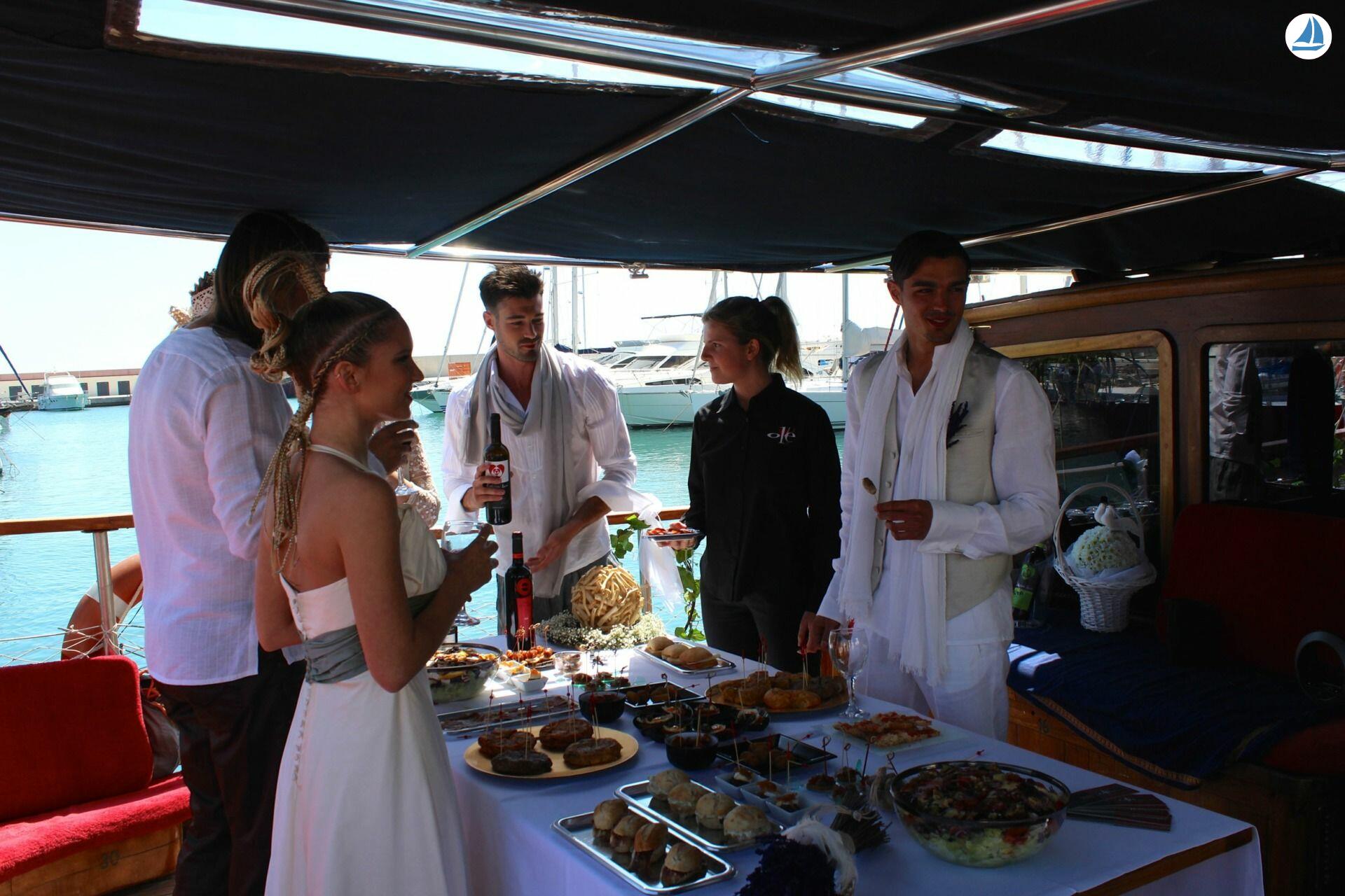 foto Super Goleta Mediterráneo 24