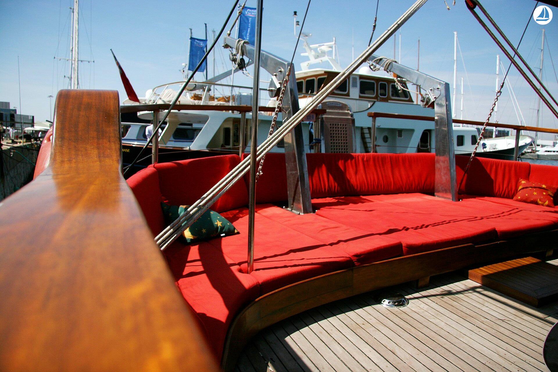 foto Super Goleta Mediterráneo 26